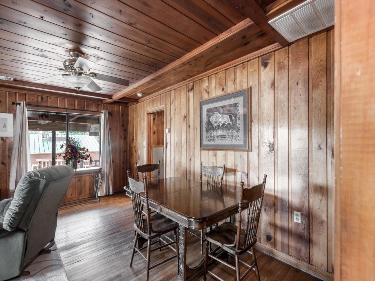 רואידוסו Alpine Cabin, 3 Bedrooms, Deck, Sleeps 8 מראה חיצוני תמונה
